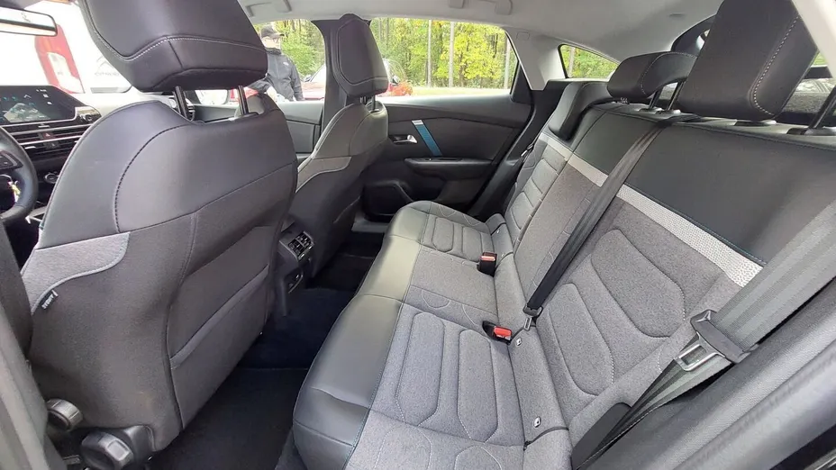 CITROEN C4 e-C4 EV136 50kWh Feel Pack