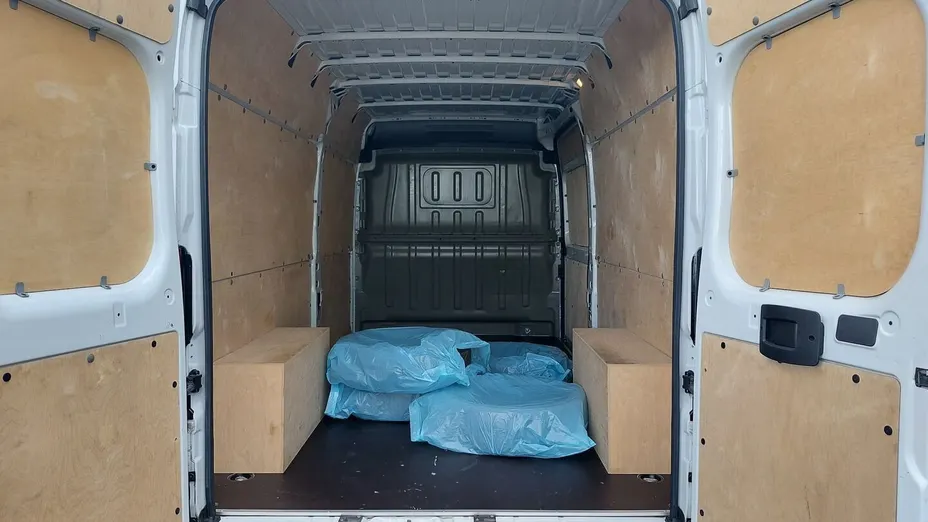 PEUGEOT Boxer Boxer 435 BlueHDi L3H2