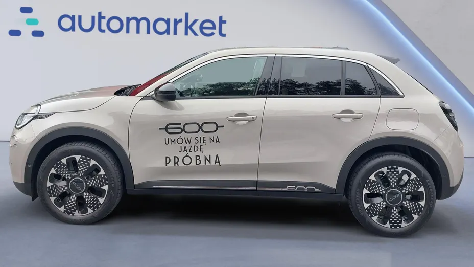 FIAT 600 600 1.2 Turbo Hybrid La Prima eDCT