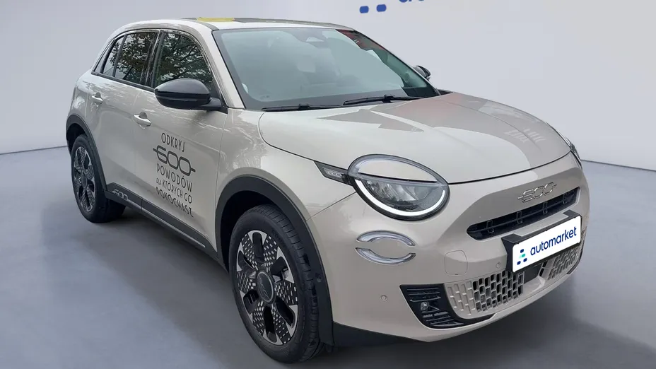 FIAT 600 600 1.2 Turbo Hybrid La Prima eDCT