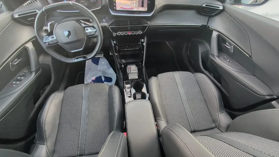 PEUGEOT 2008 2008 PureTech 130 GT S&S EAT8