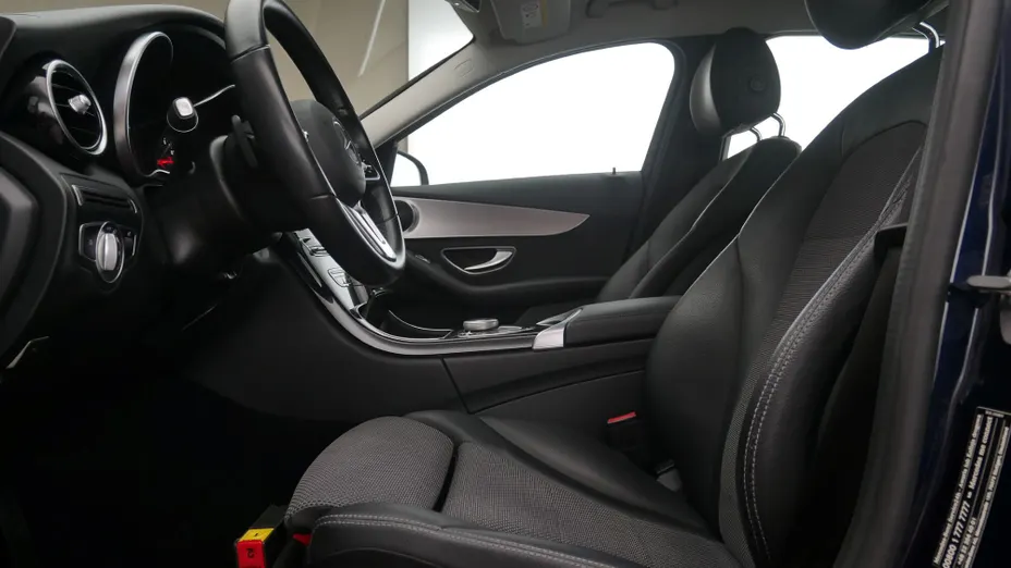 MERCEDES-BENZ C Klasa C 180 9G-TRONIC