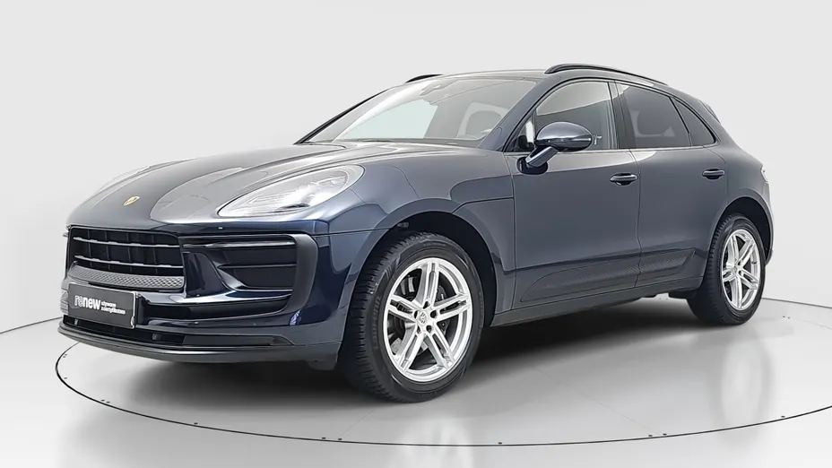 PORSCHE Macan -