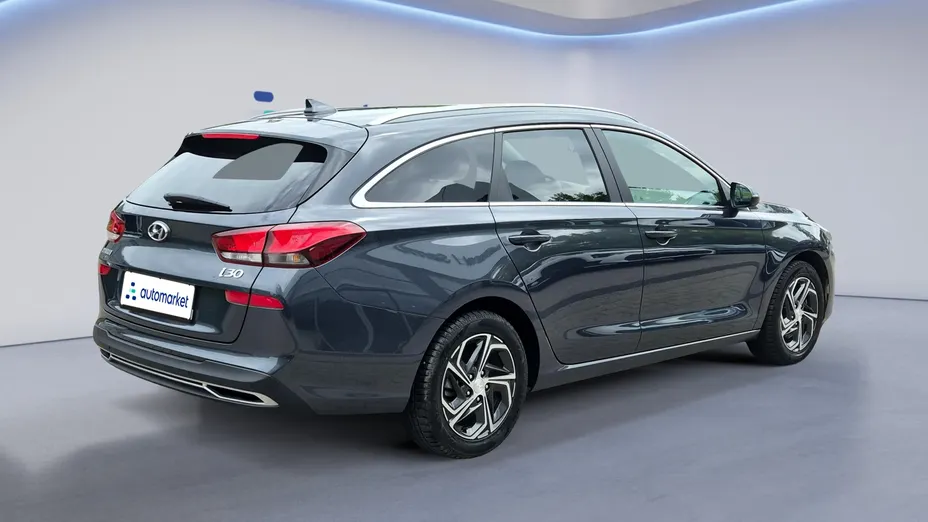 HYUNDAI i30 i30 1.0 T-GDI Smart