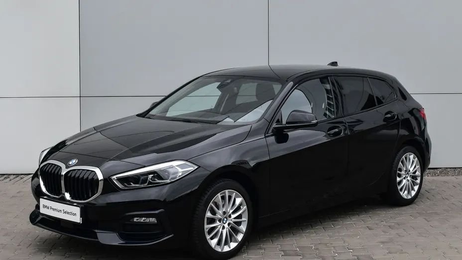 BMW Seria 1 118i Sport Line
