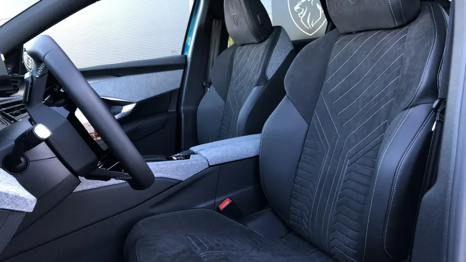 PEUGEOT 3008 3008 1.2 PureTech mHEV GT e-DCS6 Nowy