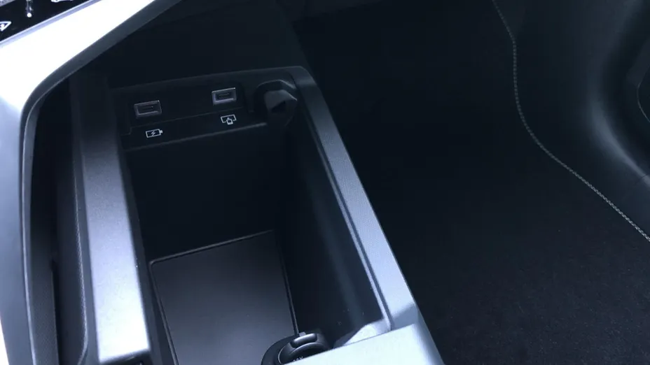 PEUGEOT 3008 3008 1.2 PureTech mHEV GT e-DCS6 Nowy