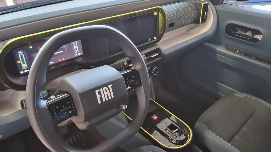 FIAT Grande Panda Grande Panda 44 kWh (Red) Nowy