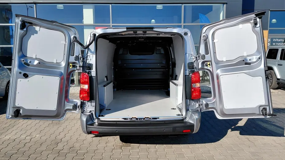 FIAT Scudo Scudo 2.2 MJ M 3,1t EAT8 Nowy