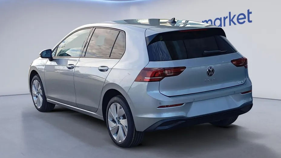 VOLKSWAGEN Golf Golf VIII 1.5 eTSI mHEV Life Plus DSG Nowy