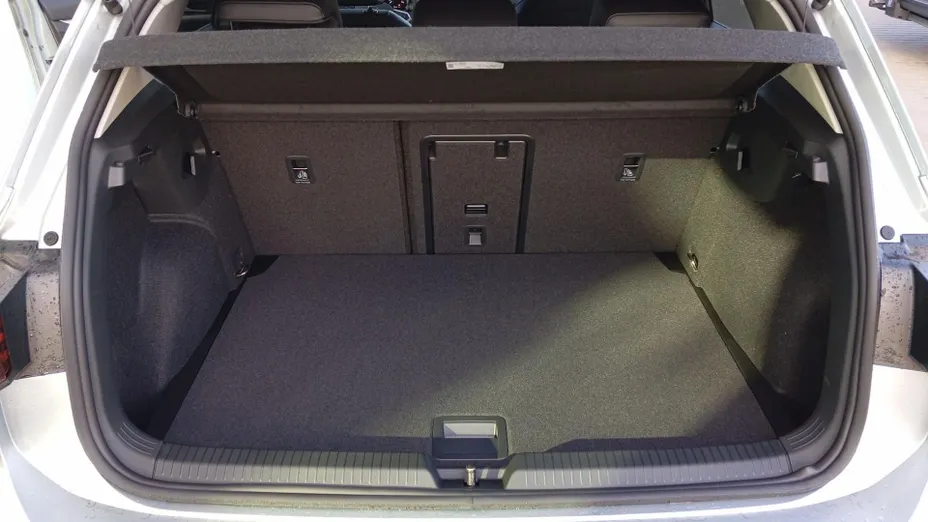 VOLKSWAGEN Golf Golf VIII 1.5 eTSI mHEV Life Plus DSG Nowy