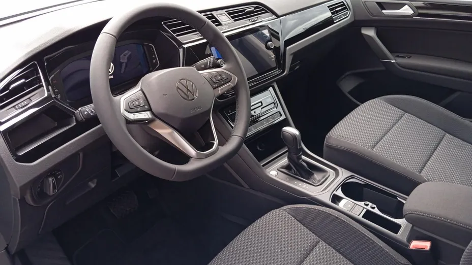 VOLKSWAGEN Touran Touran 1.5 TSI EVO Comfortline Plus DSG Nowy