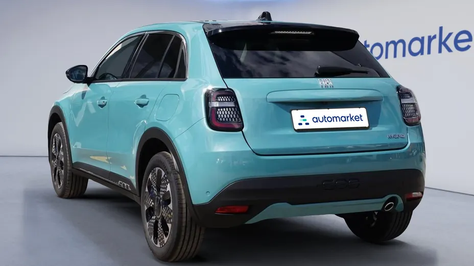 FIAT 600 600 1.2 Turbo Hybrid La Prima eDCT Nowy
