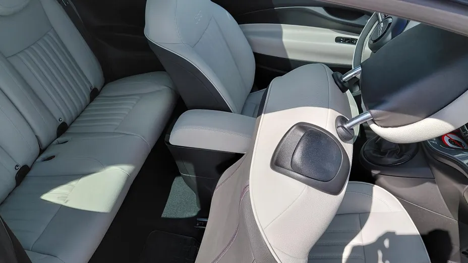 FIAT 500 500 1.0 GSE Hybrid La Prima Nowy