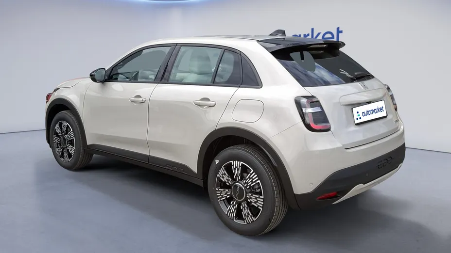 FIAT 600 600 1.2 Turbo Hybrid Icon eDCT Nowy