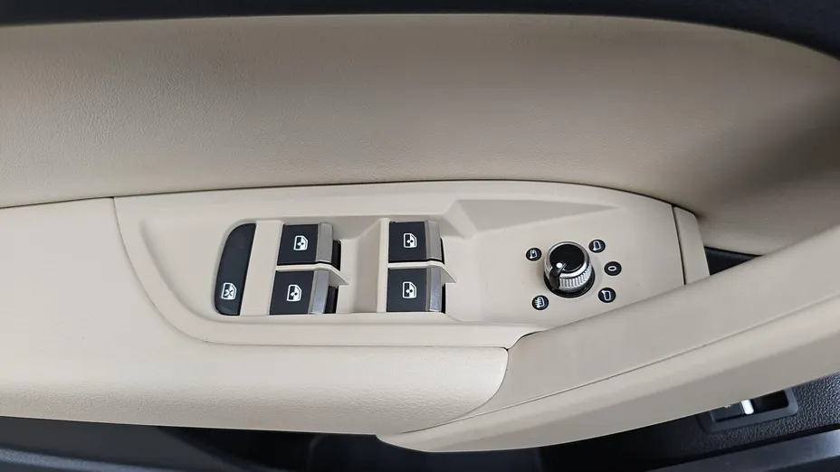 AUDI Q5 Q5 40 TFSI mHEV Quattro S Line S tronic