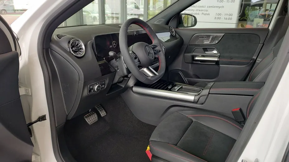 MERCEDES-BENZ GLA GLA 220 mHEV 4-Matic AMG Line 8G-DCT