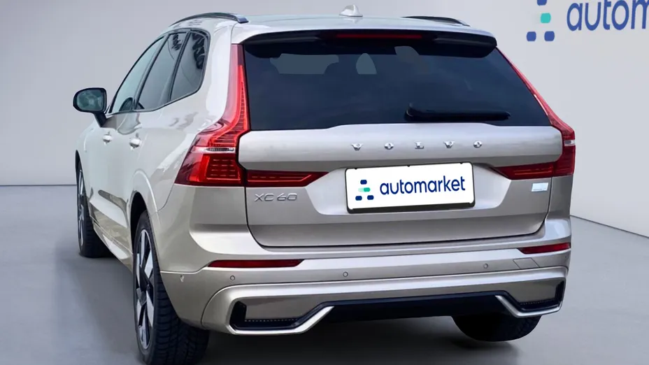 VOLVO XC60 XC60 T8 Plug-In Hybrid AWD Ultimate Dark aut