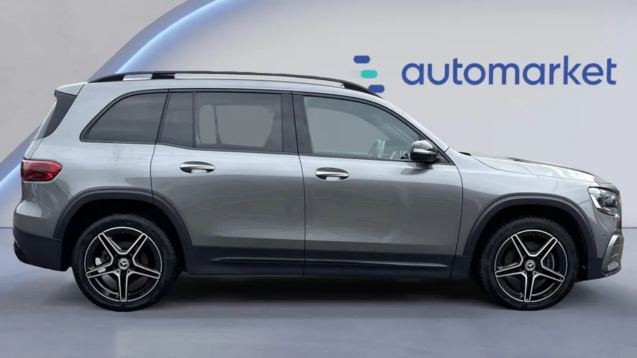 MERCEDES-BENZ GLB GLB 200 mHEV AMG Line 7G-DCT