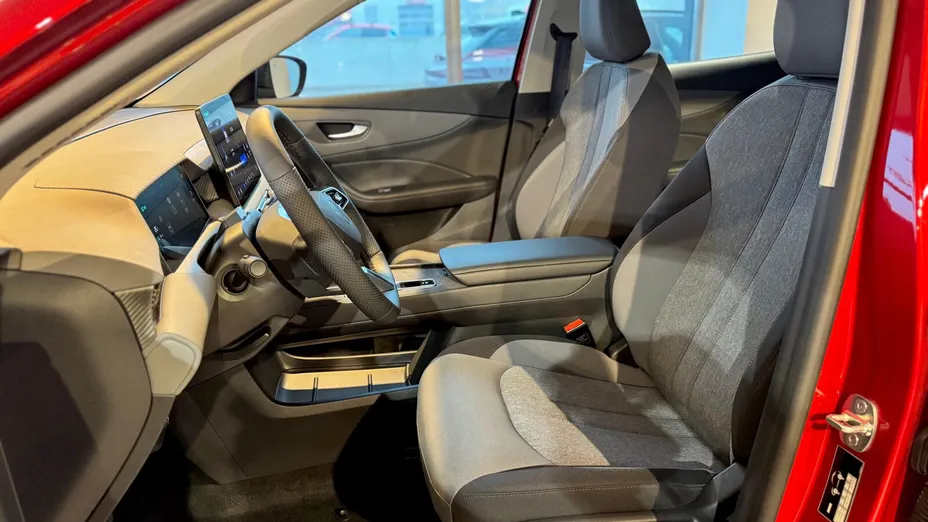 MG MGS5 MGS5 49kWh Standard Range RWD Excite Nowy