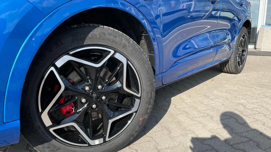 FORD Kuga Kuga 2.5P PHEV FWD ST-Line X eCVT Nowy