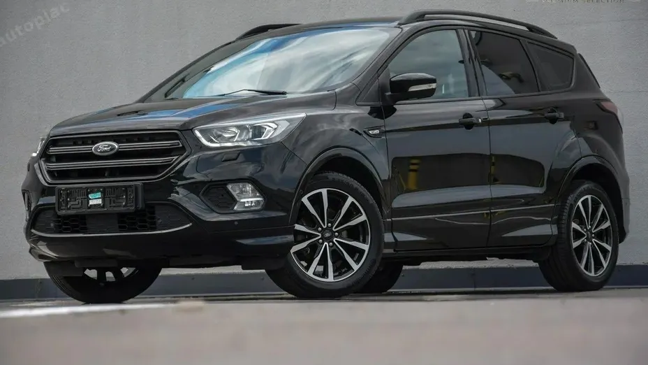 FORD Kuga -