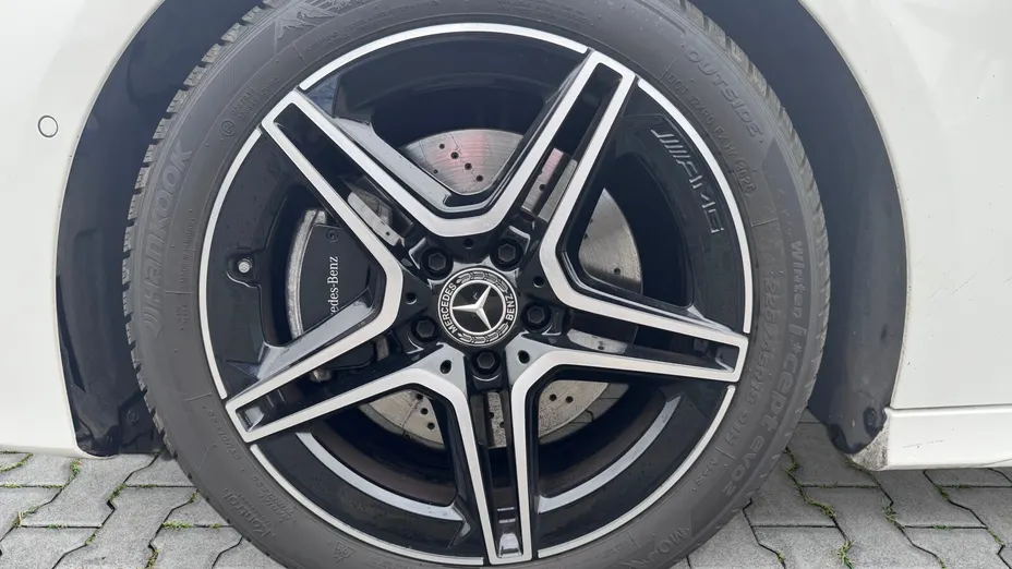 MERCEDES-BENZ A Klasa A 220 d AMG Line 8G-DCT