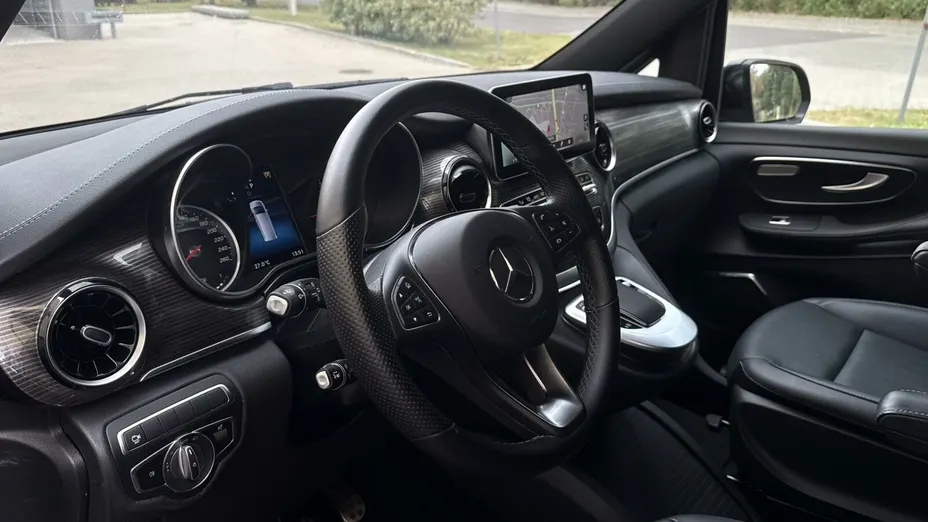 MERCEDES-BENZ V Klasa V 250 d 9G-Tronic Avantgarde (ekstra dł)