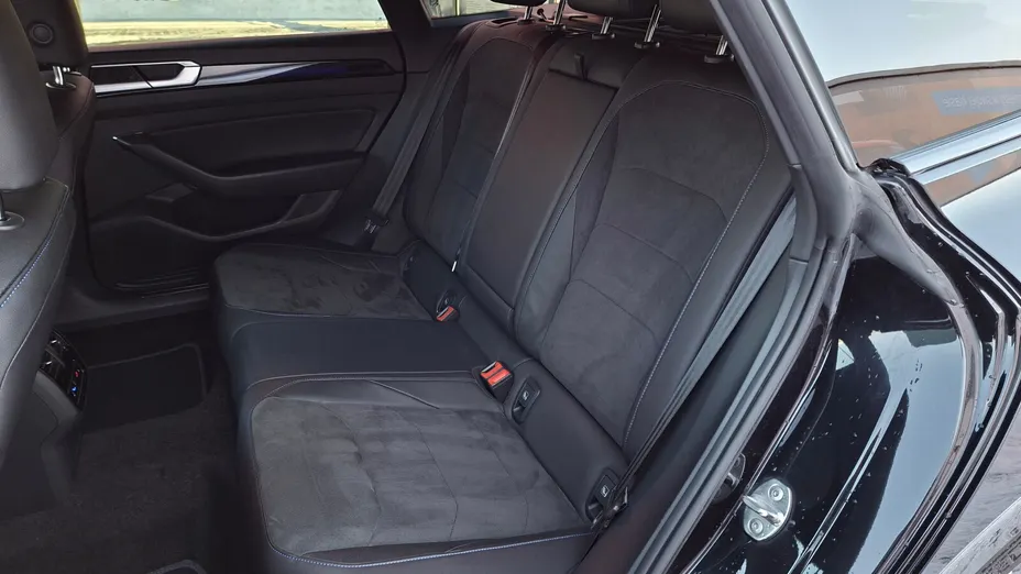 VOLKSWAGEN Arteon Arteon 2.0 TSI 4Motion R DSG