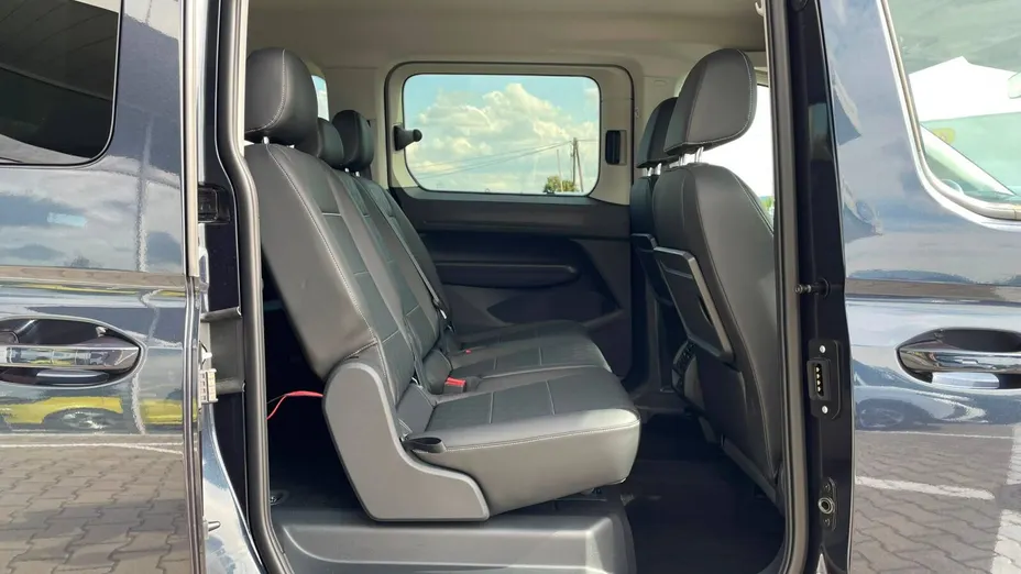 FORD Tourneo Connect Grand Tourneo Connect 1.5 PHEV Titanium aut Nowy