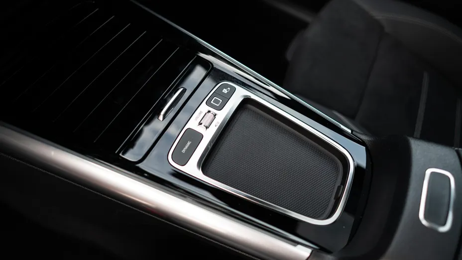 MERCEDES-BENZ GLA GLA 200 mHEV AMG Line 7G-DCT