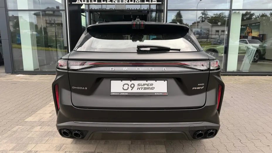 OMODA Omoda 9 Omoda 9 1.5 Super Hybrid Exclusive AWD