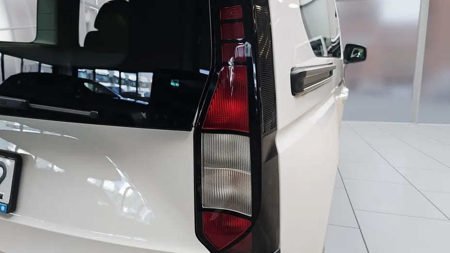 VOLKSWAGEN Caddy osobowy Caddy 2.0 TDI