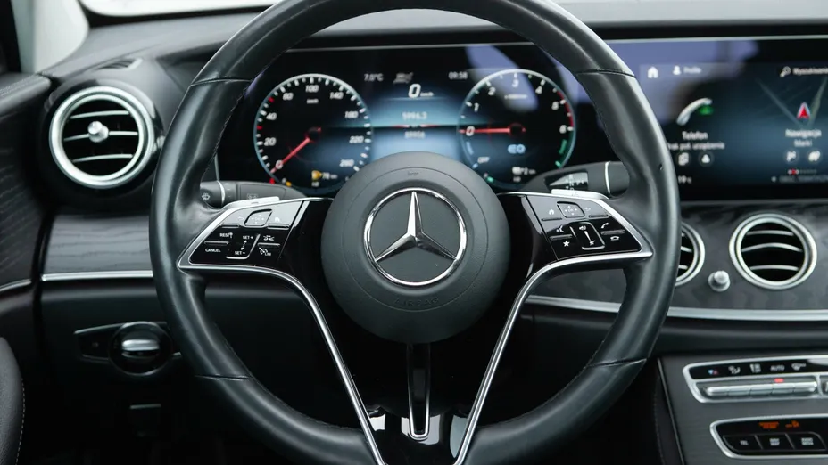 MERCEDES-BENZ E Klasa E 300 de Exclusive