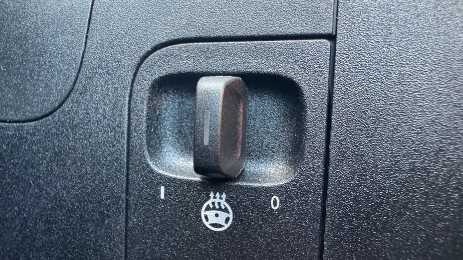 MERCEDES-BENZ GLB GLB 200 mHEV AMG Line 7G-DCT