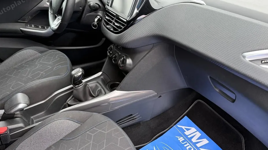 PEUGEOT 2008 -