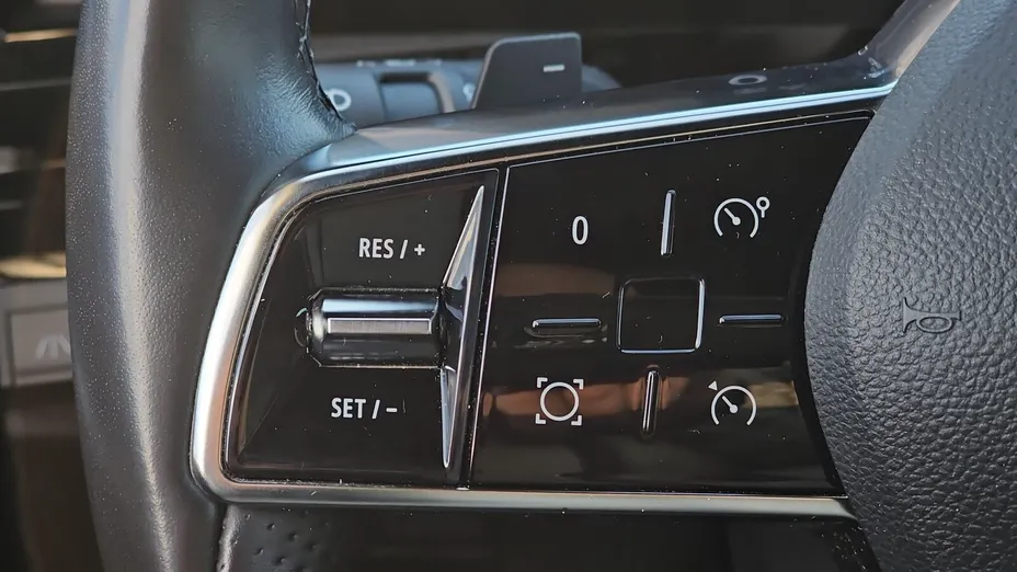 RENAULT Austral Austral 1.3 TCe mHEV Techno aut