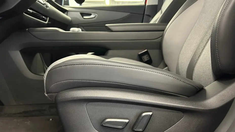 MG MGS5 MGS5 49kWh Standard Range RWD Exclusive Nowy