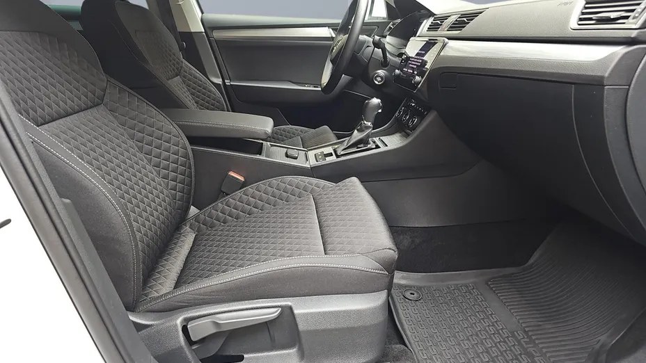 SKODA Superb Superb 2.0 TDI SCR Ambition DSG