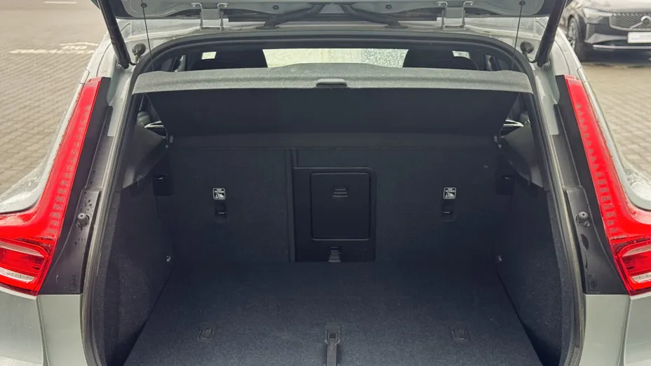 VOLVO XC40 XC40 B3 Core aut