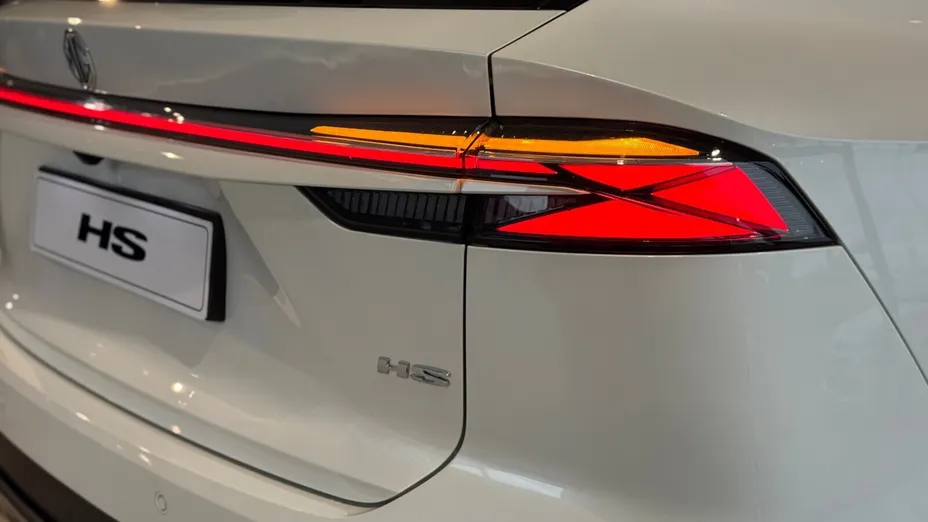 MG HS HS 1.5T HEV+ Excite aut Nowy