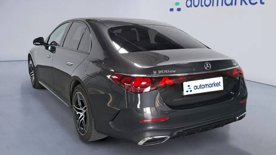 MERCEDES-BENZ E Klasa E 300 de PHEV 4-Matic AMG 9G-Tronic