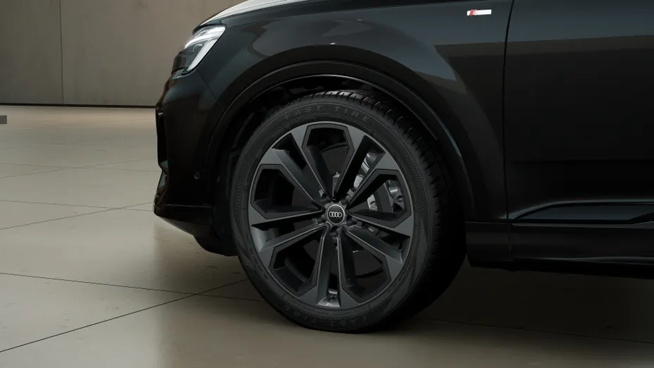 AUDI Q7 Q7 TFSI e PHEV 290 kW Quattro S Line Tiptr. Nowy