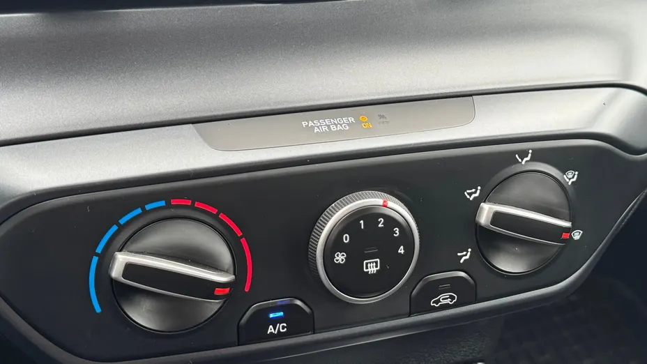 HYUNDAI i20 i20 1.2 Pure