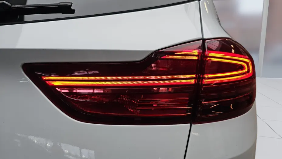 KIA Cee'd Ceed 1.6 GDI PHEV L DCT