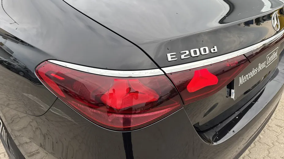 MERCEDES-BENZ E Klasa E 200 d mHEV Avantgarde 9G-Tronic