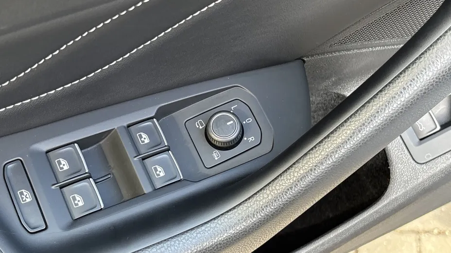 VOLKSWAGEN Arteon Arteon 2.0 TDI 4Motion R-Line DSG