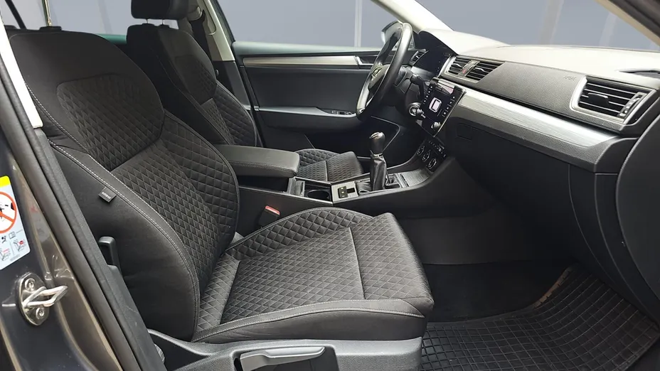 SKODA Superb Superb 2.0 TDI SCR Ambition