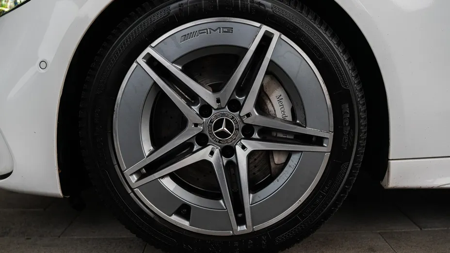 MERCEDES-BENZ C Klasa C 200 mHEV AMG