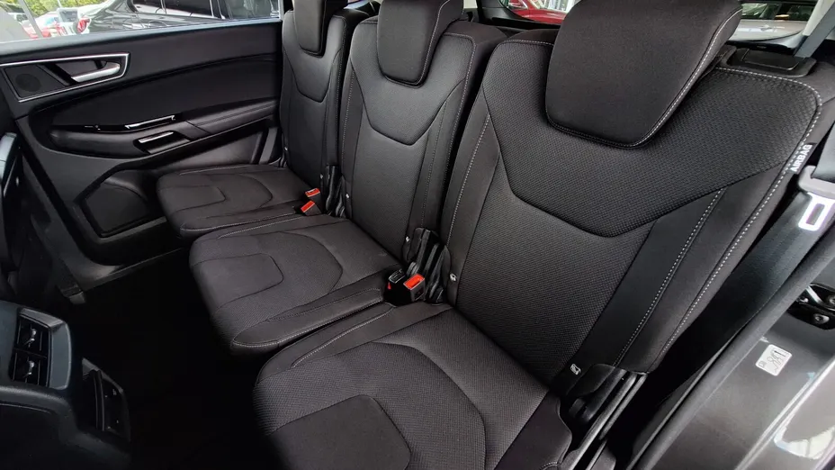 FORD S-MAX S-MAX 2.5 Hybrid Titanium CVT 7os.